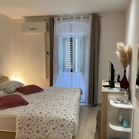 ספליט Charming Apartment In Old Town מראה חיצוני תמונה